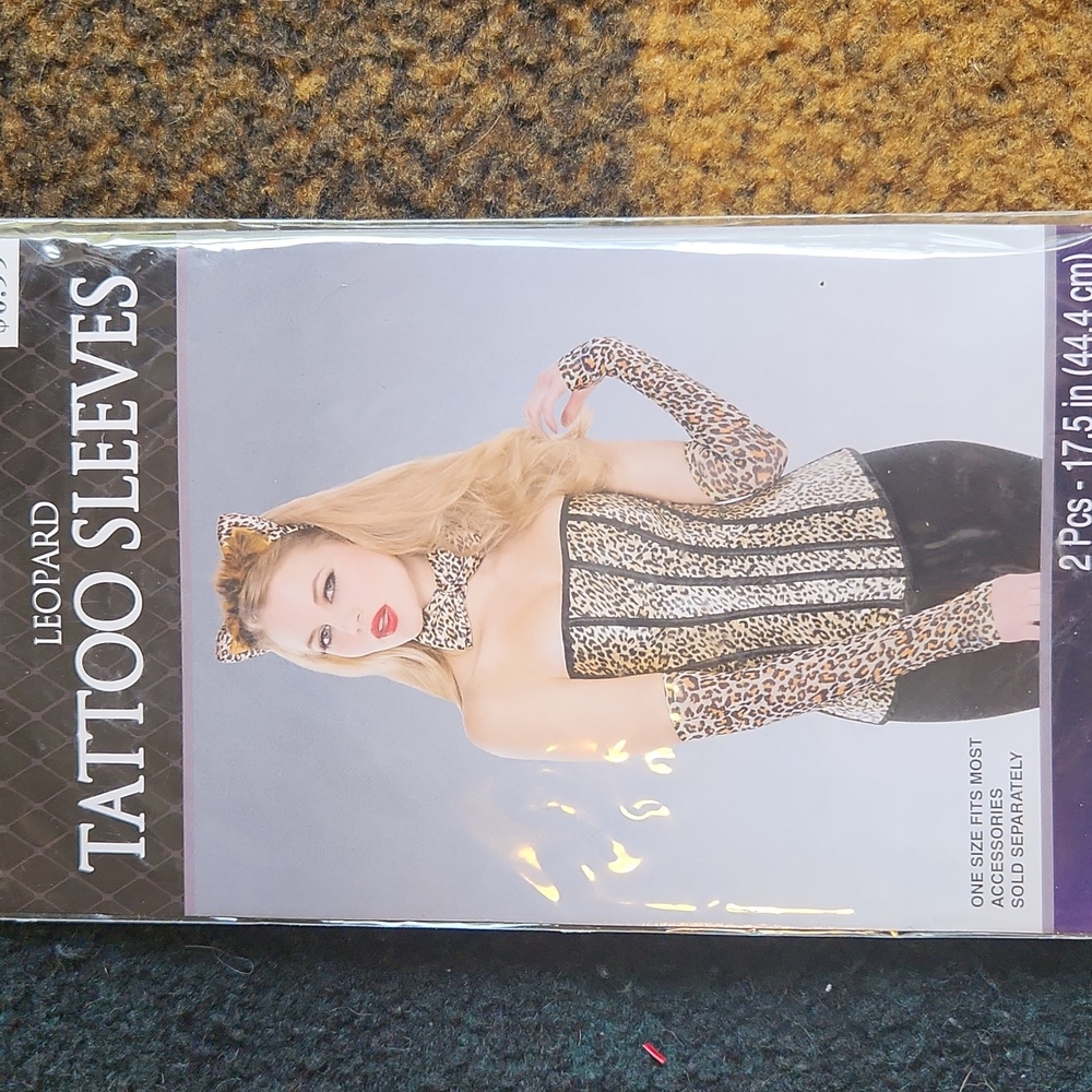 Leopard tattoo sleeves ☆ 2pcs ☆ New in pkg ☆ Halloween Accessory ☆ theatre ☆